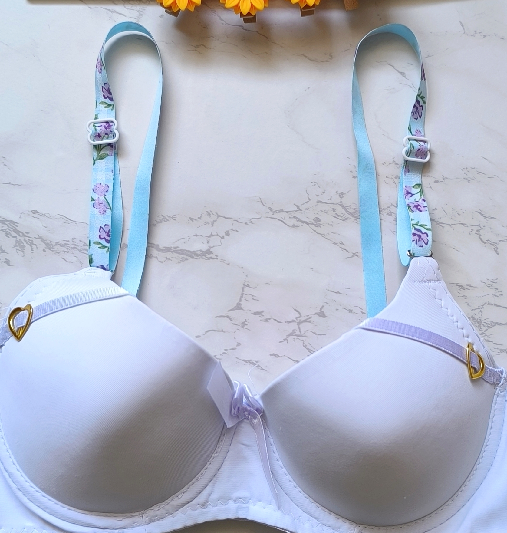 بند سوتین فانتزی و خاص زنانه و دخترانه مناسب هدیه دادن.