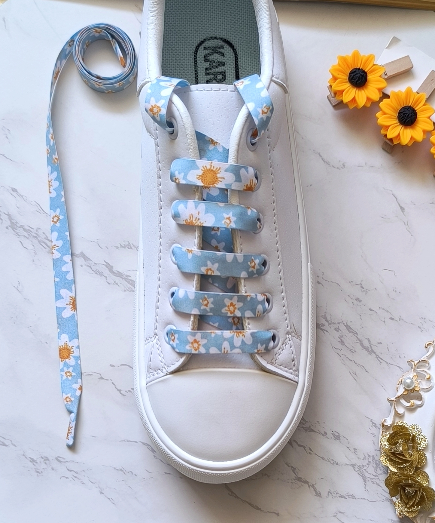 بند کفش اسپرت و فانتزی زنانه و دخترانه مناسب هدیه دادن