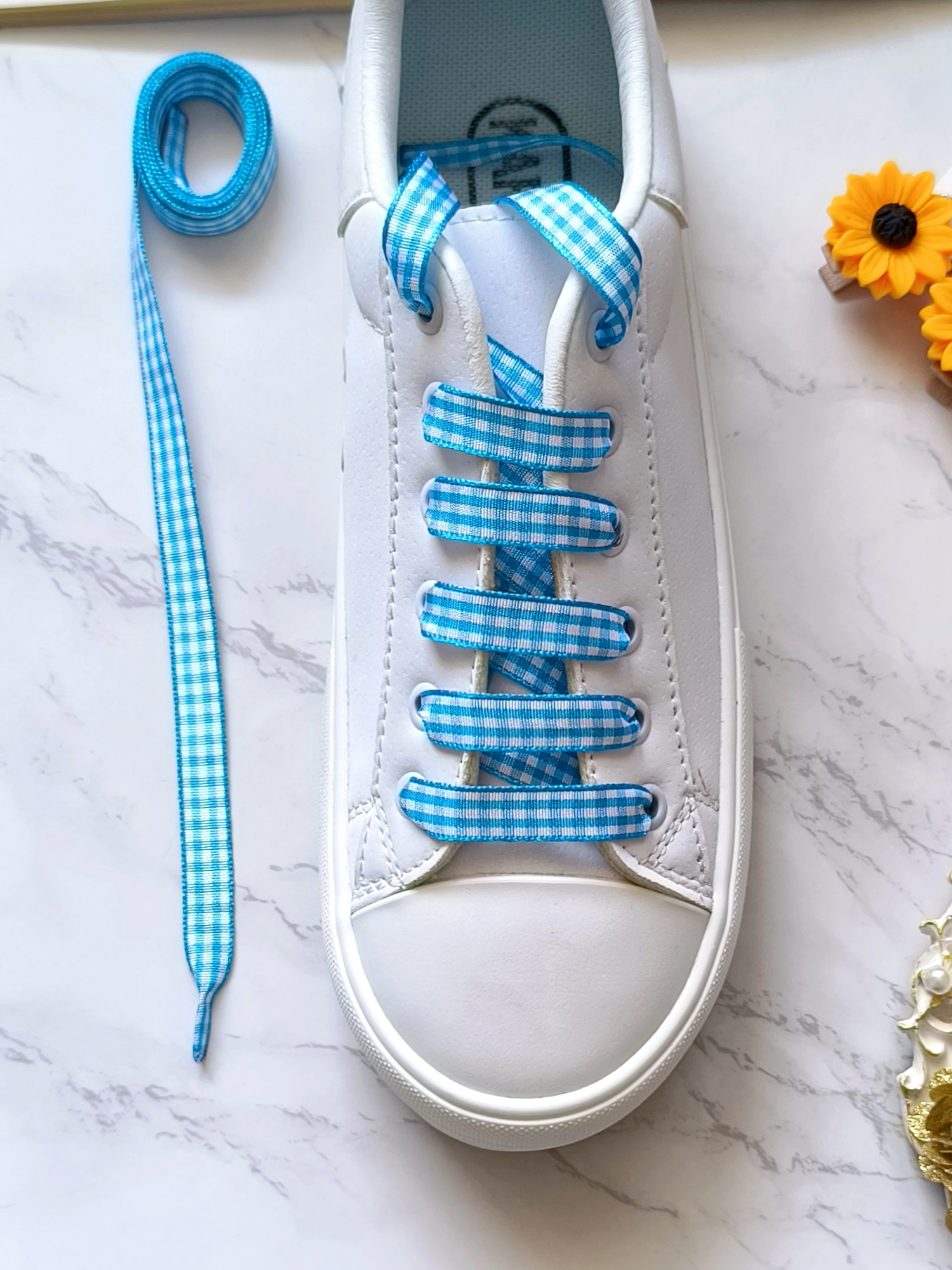 بند کفش اسپرت و فانتزی زنانه و دخترانه مناسب هدیه دادن