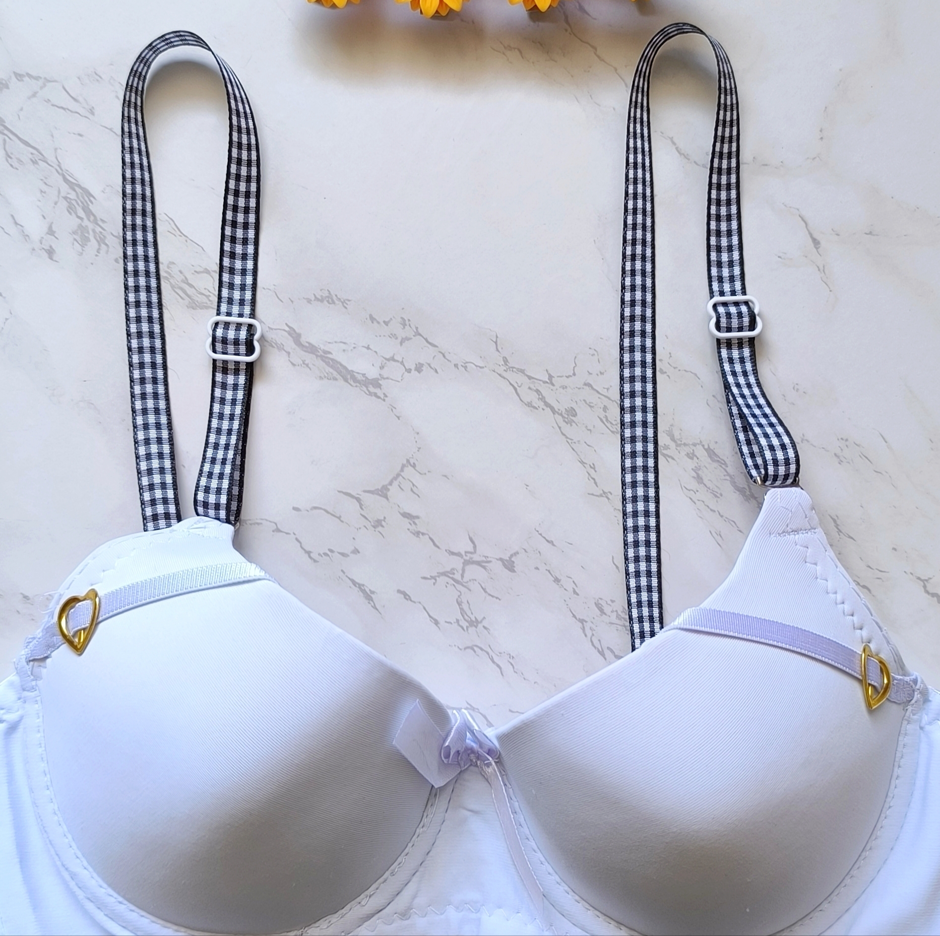 بند سوتین فانتزی و خاص زنانه و دخترانه مناسب هدیه دادن.