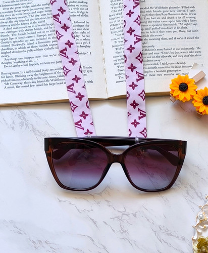 بند عینک شیک و فانتزی و خاص زنانه و دخترانه مناسب هدیه دادن