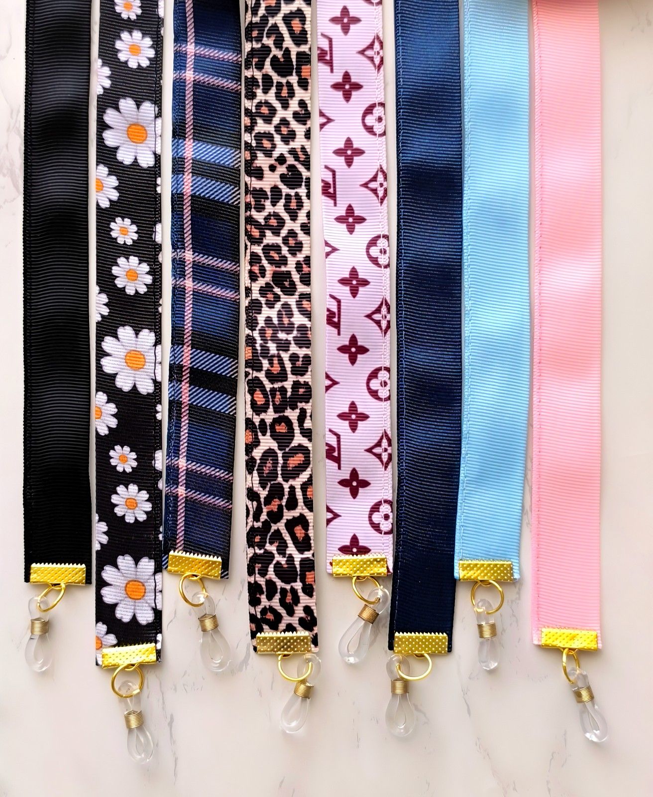 بند عینک شیک و فانتزی و خاص زنانه و دخترانه مناسب هدیه دادن..