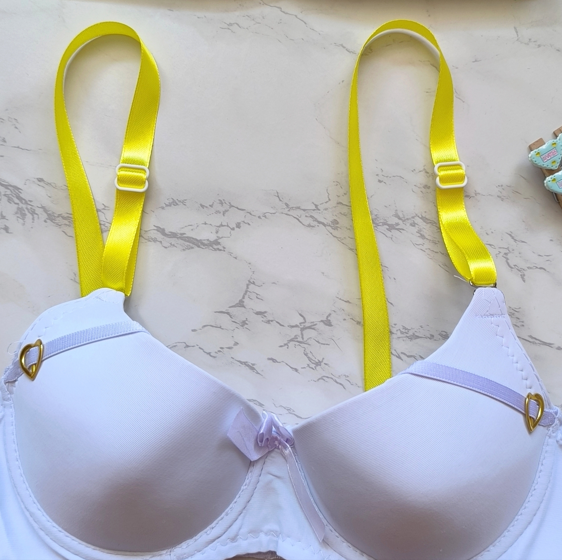 بند سوتین فانتزی و خاص زنانه و دخترانه مناسب هدیه دادن   ..