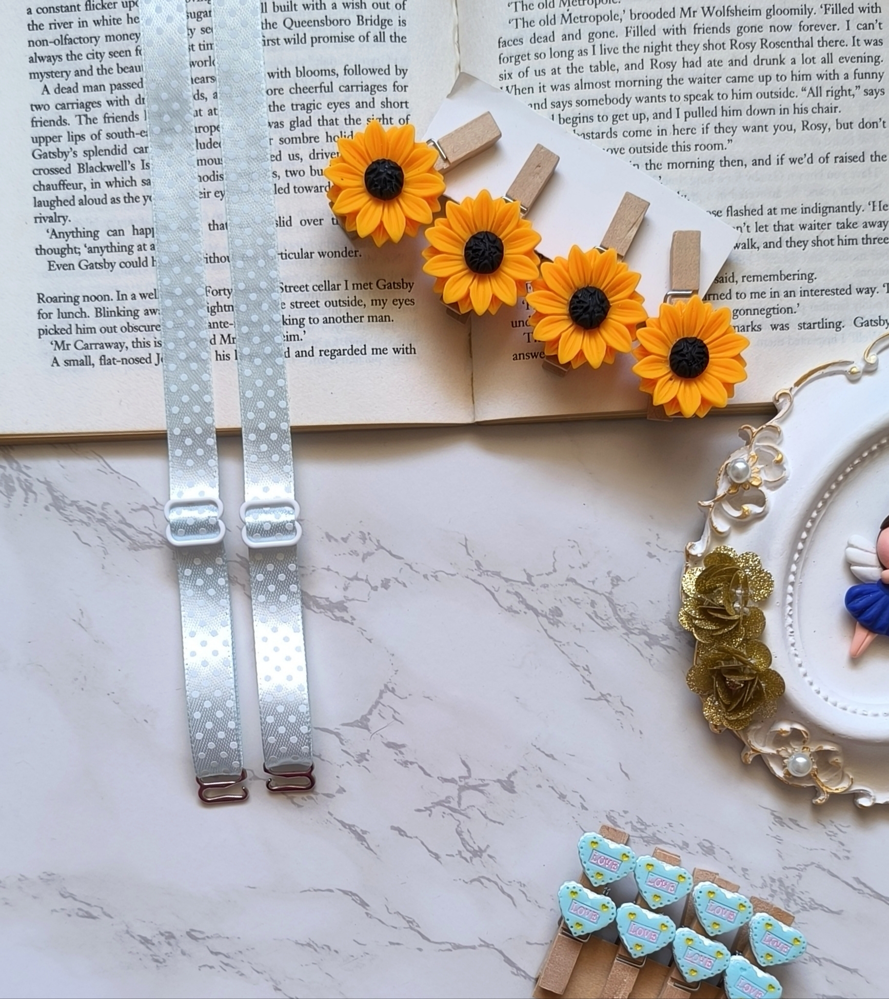 بند سوتین فانتزی و خاص زنانه و دخترانه مناسب هدیه دادن..