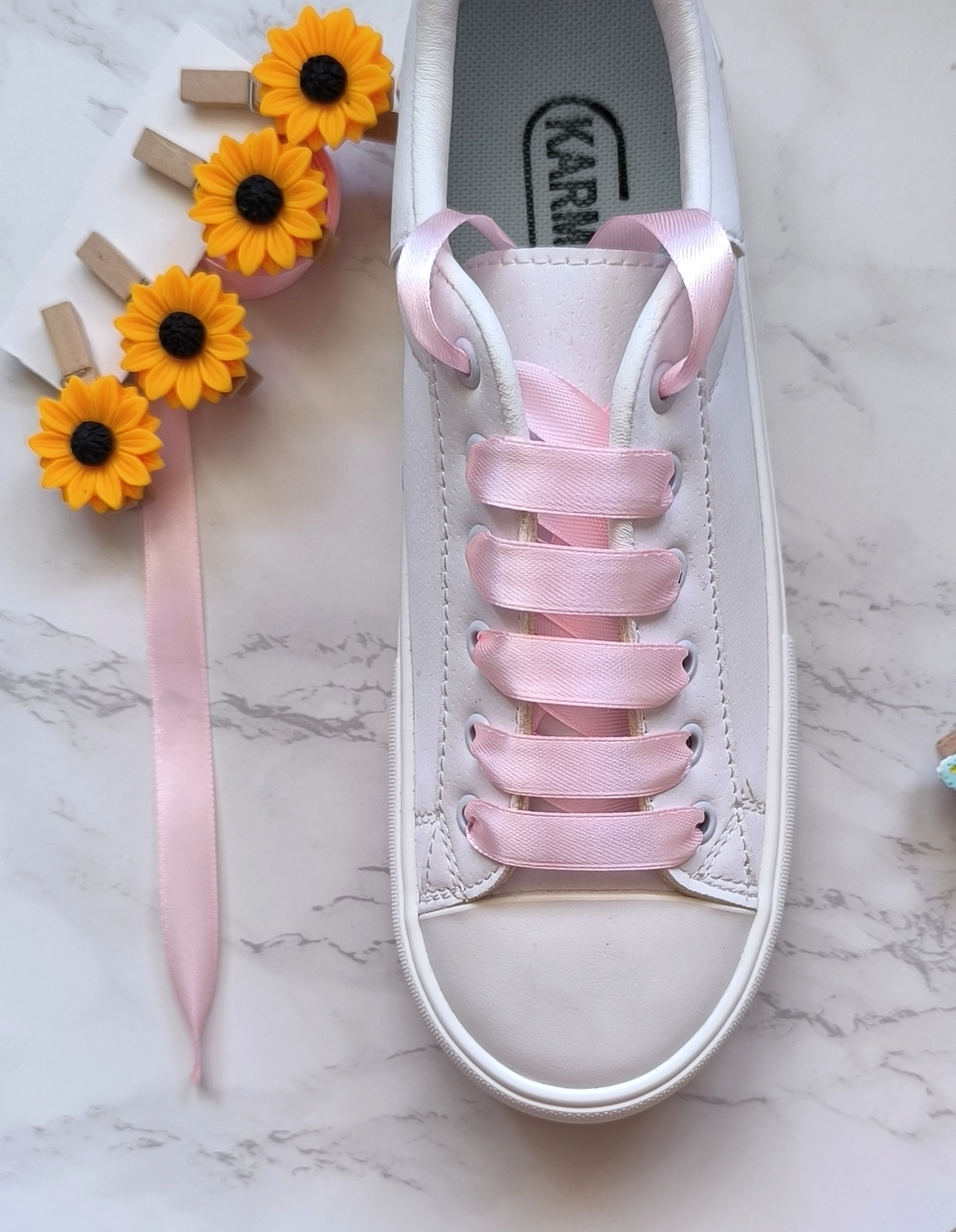 فروش عمده بند کفش اسپرت و فانتزی زنانه و دخترانه ارزان