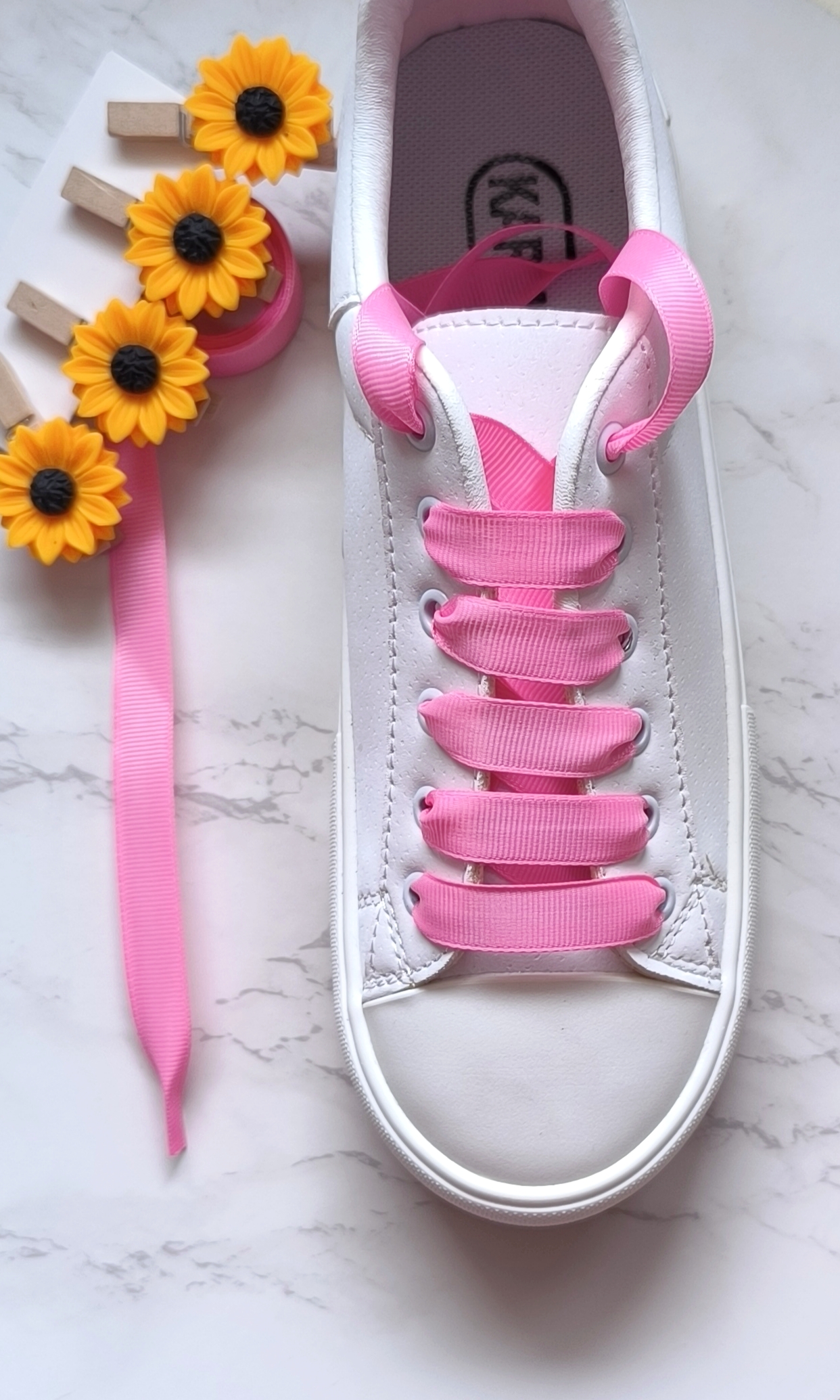 بند کفش اسپرت و فانتزی زنانه و دخترانه مناسب هدیه دادن ..