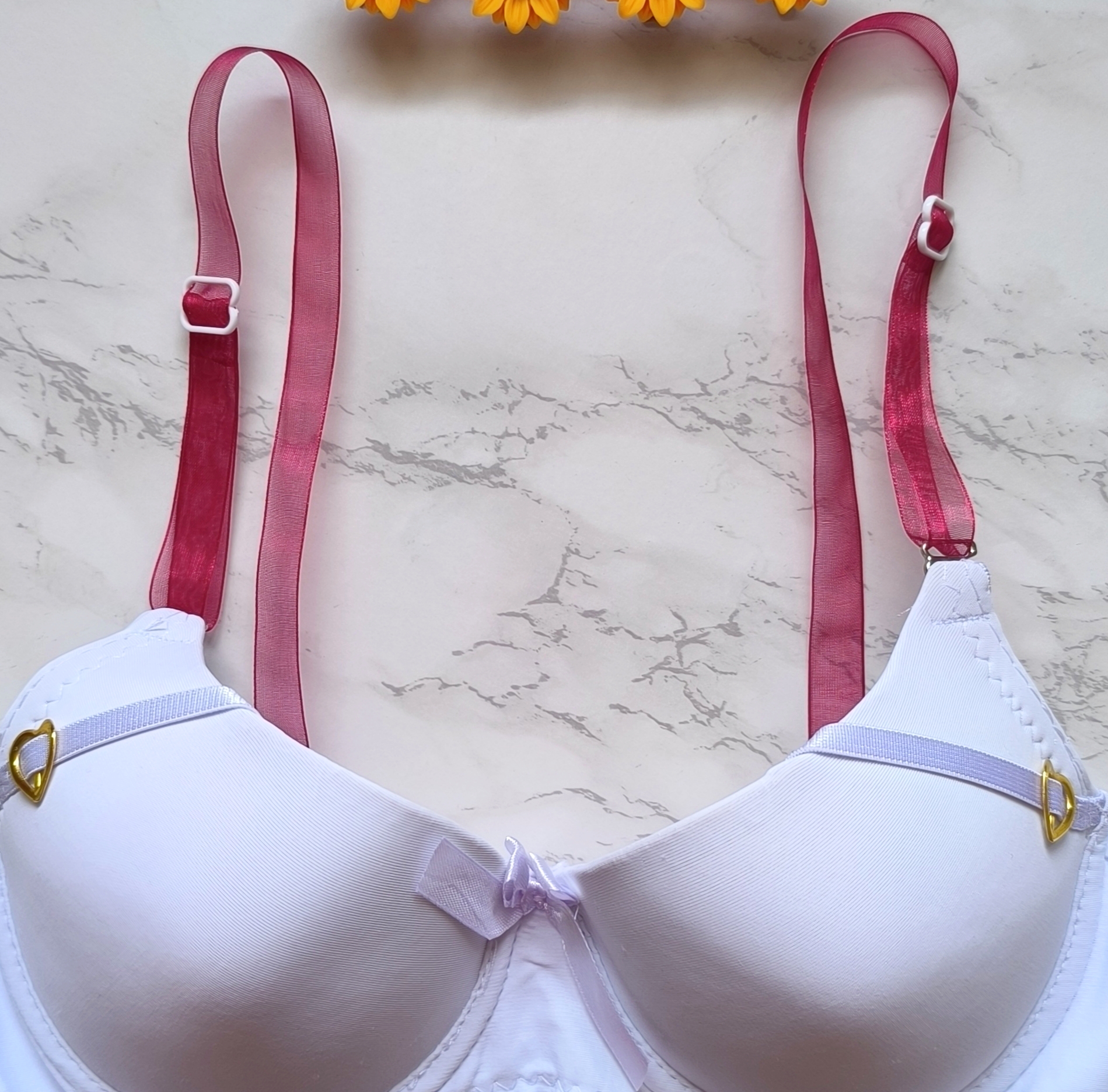 بند سوتین فانتزی و خاص زنانه و دخترانه مناسب هدیه دادن   .