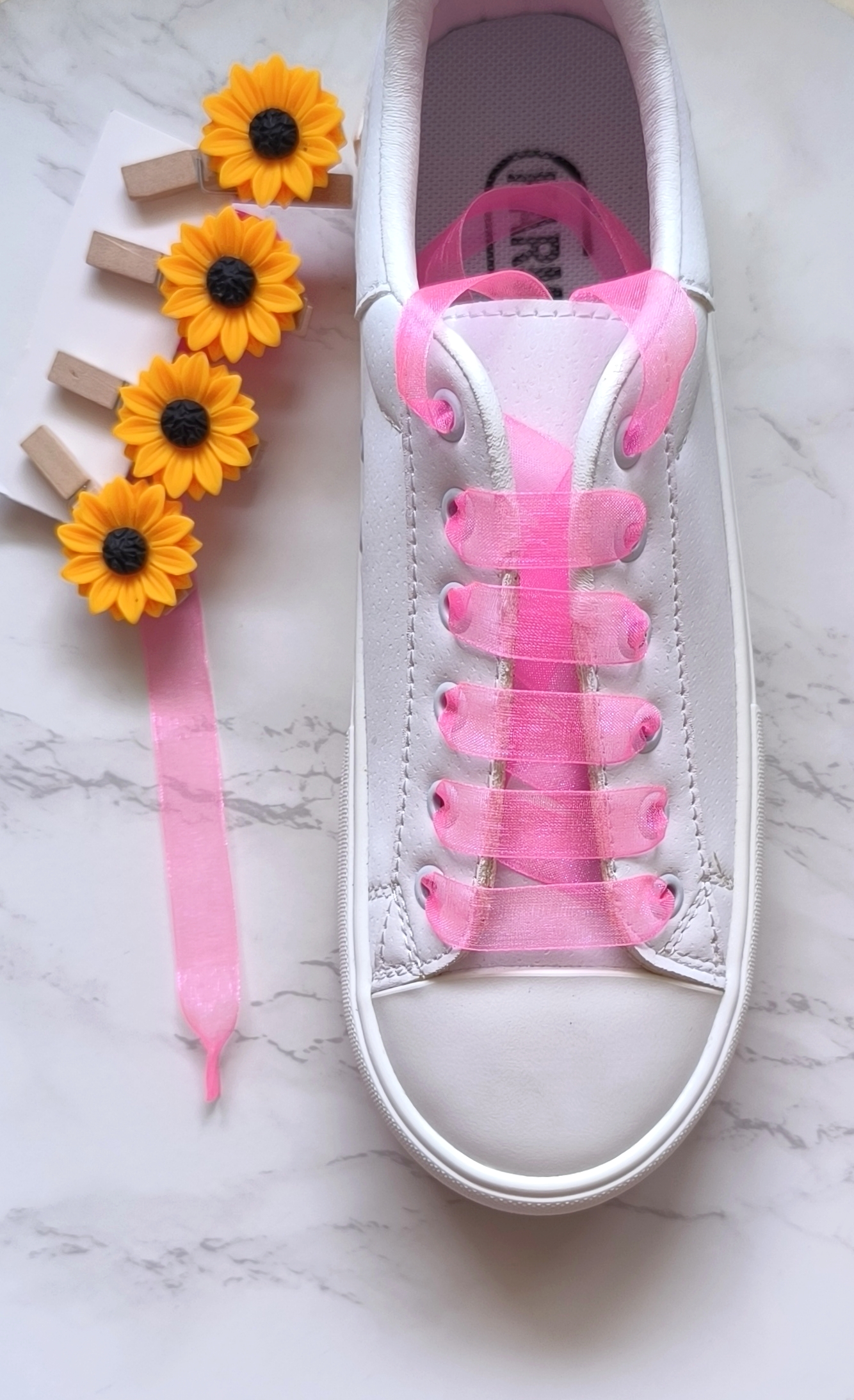 بند کفش اسپرت و فانتزی زنانه و دخترانه مناسب هدیه دادن .