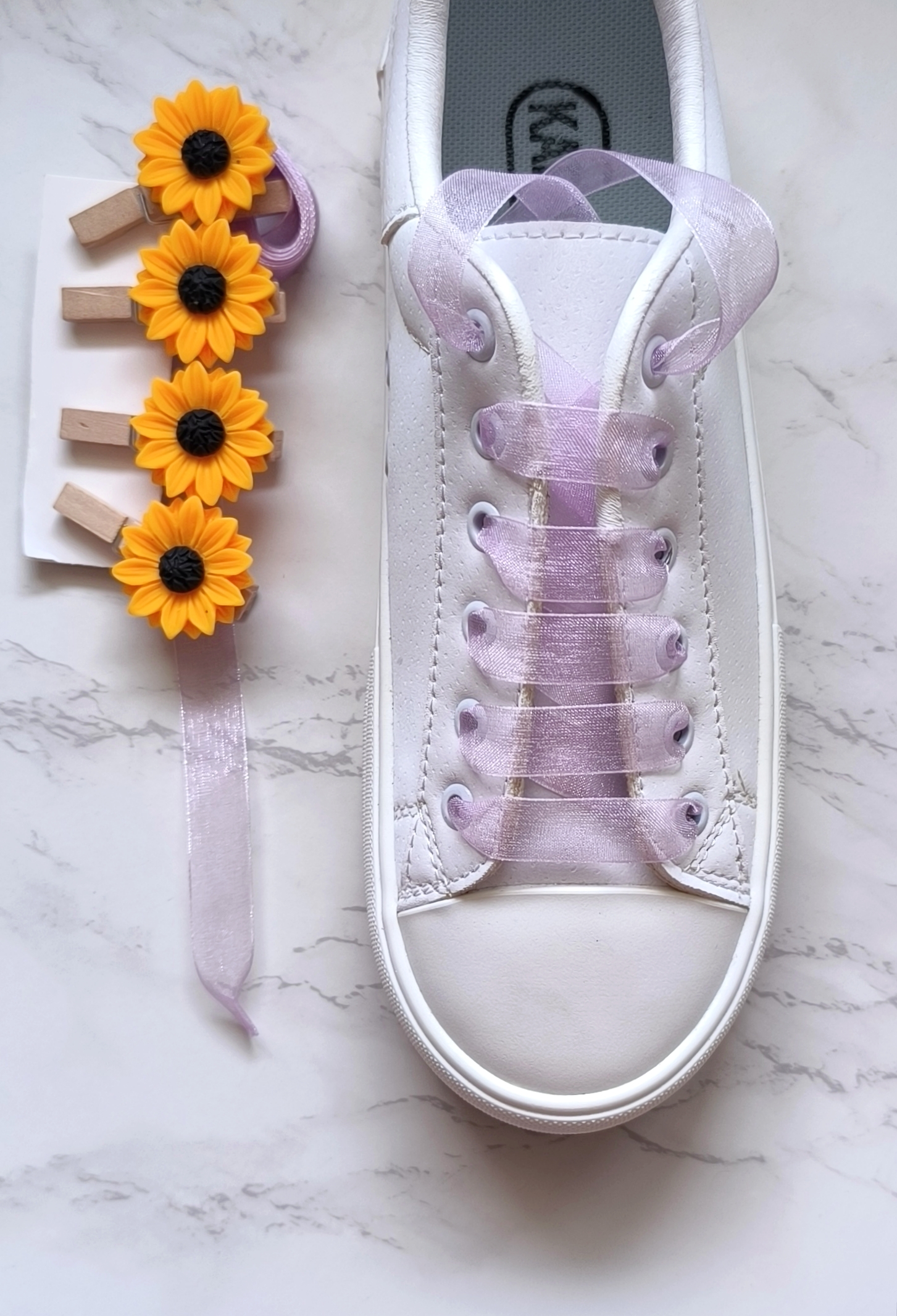 بند کفش اسپرت و فانتزی زنانه و دخترانه مناسب هدیه دادن ...