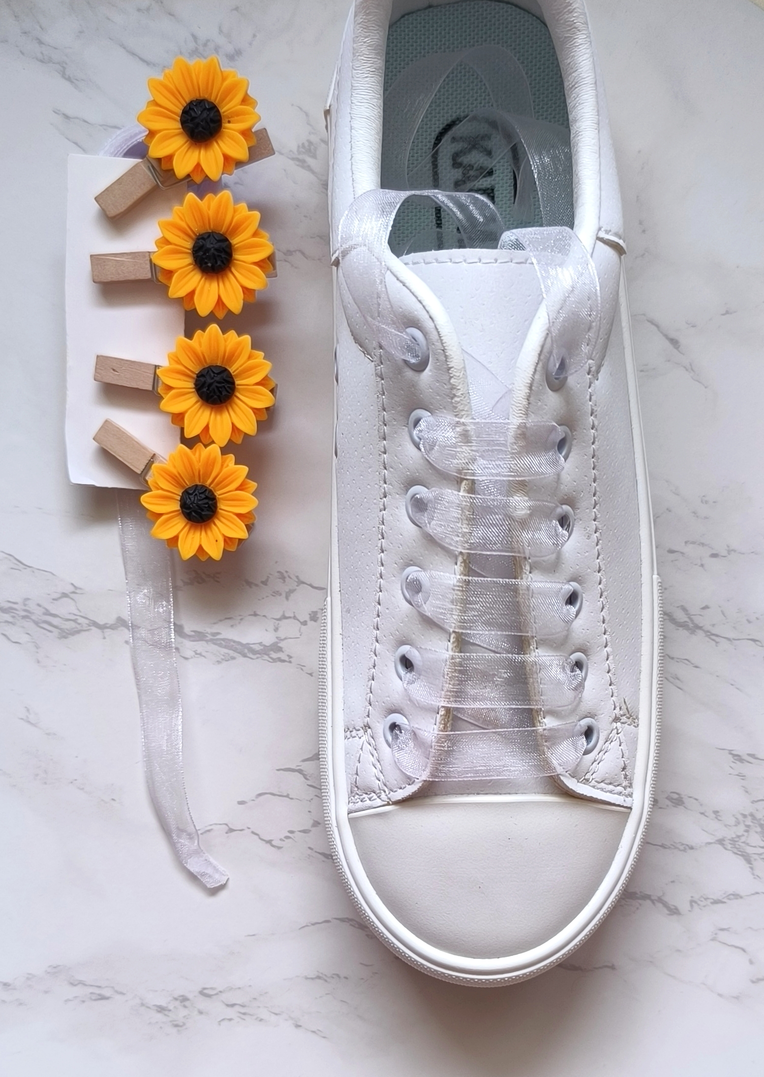 بند کفش اسپرت و فانتزی زنانه و دخترانه مناسب هدیه دادن