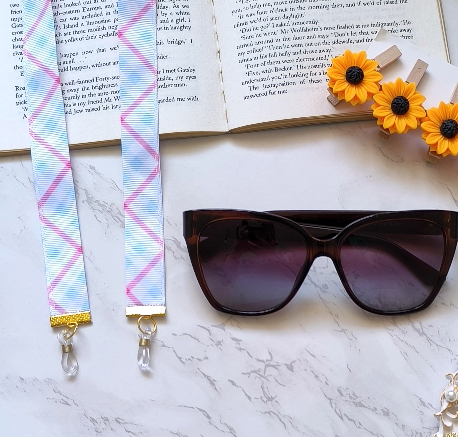 فروش عمده بند عینک شیک و فانتزی و خاص زنانه و دخترانه