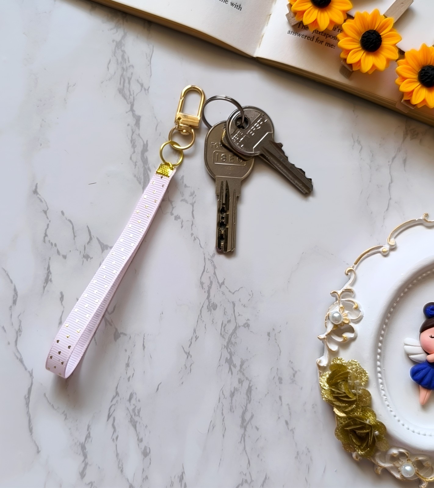 جاسوئیچی و جاکلیدی فانتزی و خاص زنانه و دخترانه ارزان