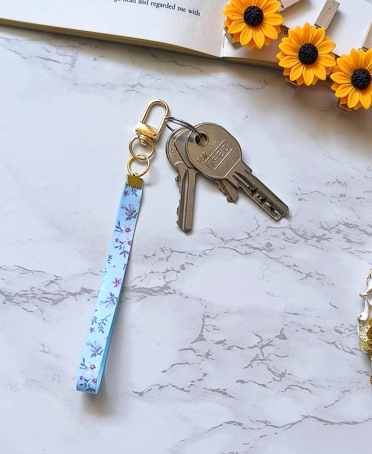 جاسوئیچی و جاکلیدی فانتزی و خاص زنانه و دخترانه ارزان