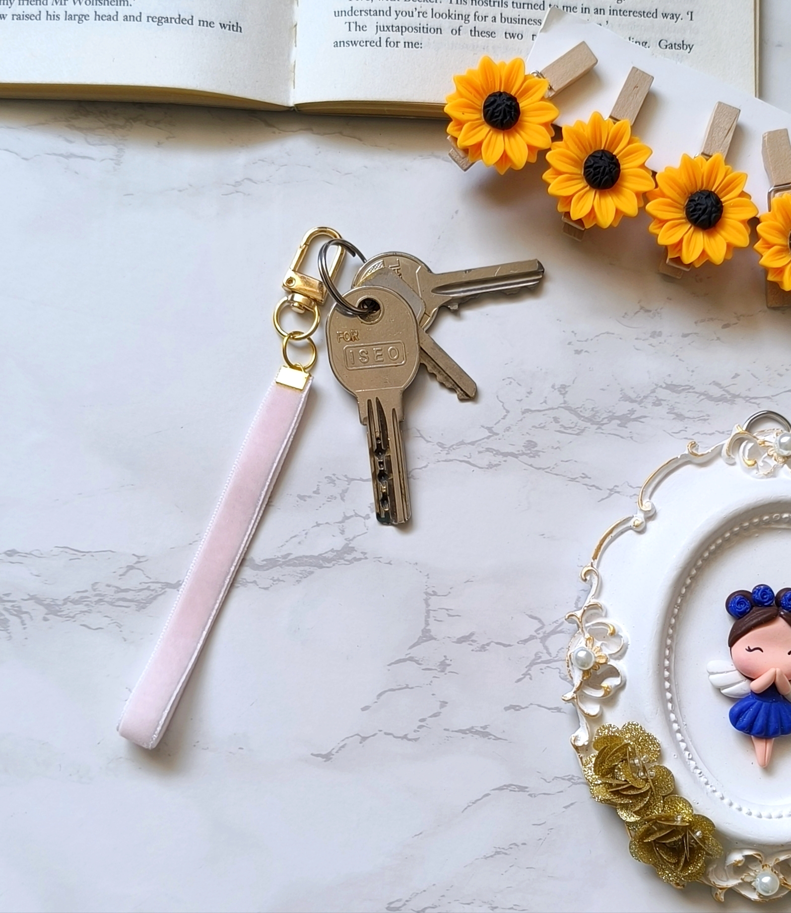 جاسوئیچی و جاکلیدی فانتزی و خاص زنانه و دخترانه ارزان