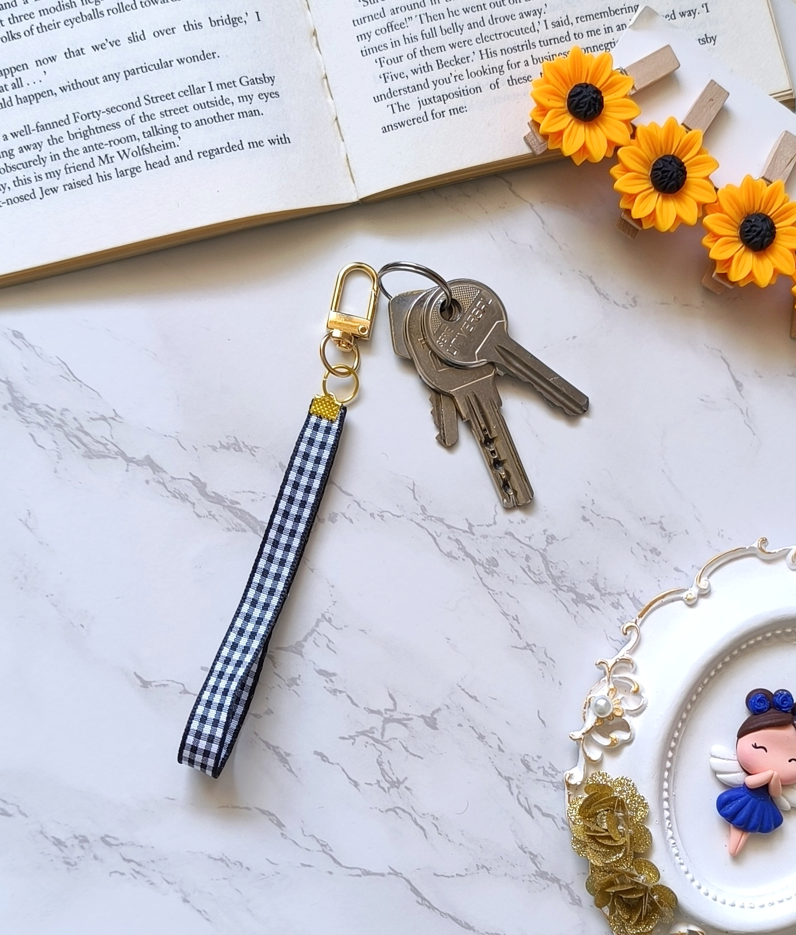 جاسوئیچی و جاکلیدی فانتزی و خاص زنانه و دخترانه ارزان