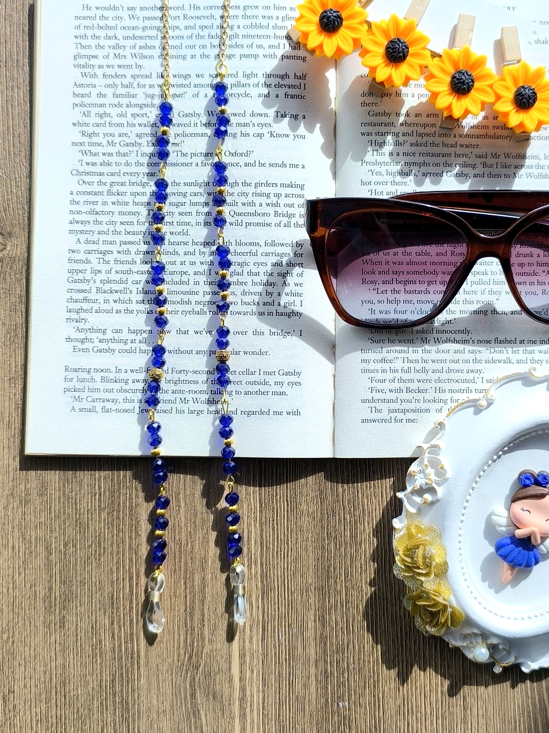 بند عینک شیک و فانتزی و خاص زنانه و دخترانه مناسب هدیه دادن