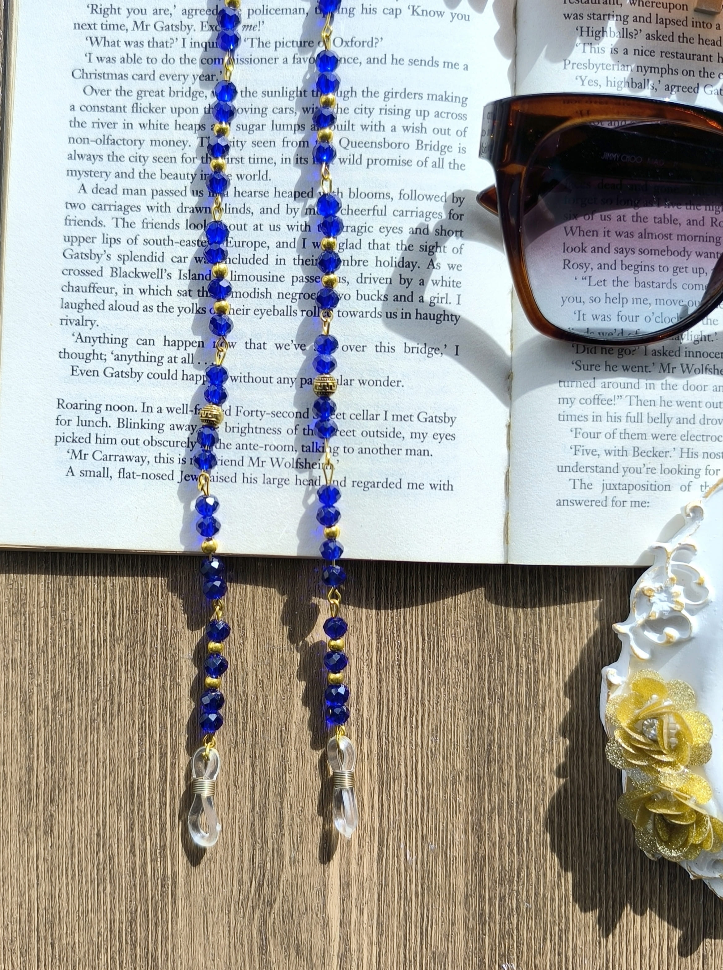 بند عینک شیک و فانتزی و خاص زنانه و دخترانه مناسب هدیه دادن ..