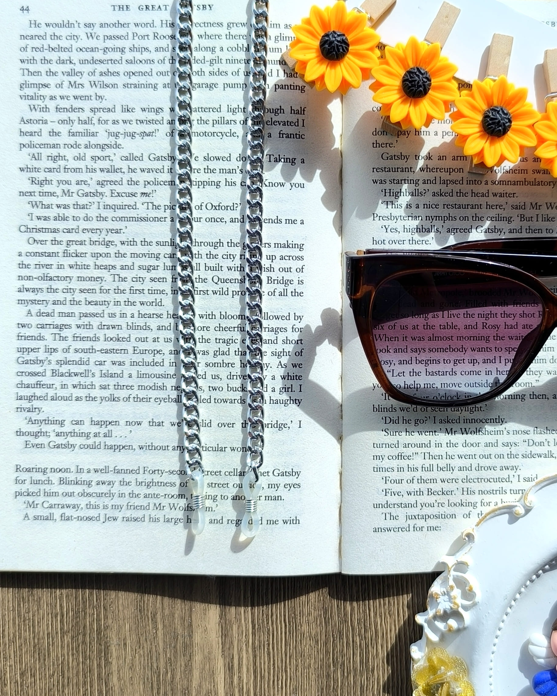 بند عینک شیک و فانتزی و خاص زنانه و دخترانه مناسب هدیه دادن. ...