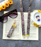 ست فانتزی بند عینک و جاسوییچی و جاکلیدی زنانه و دخترانه مناسب هدیه دادن .