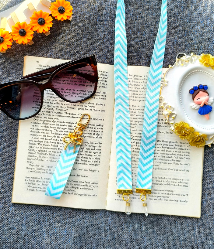 ست فانتزی بند عینک و جاسوییچی و جاکلیدی زنانه و دخترانه مناسب هدیه دادن