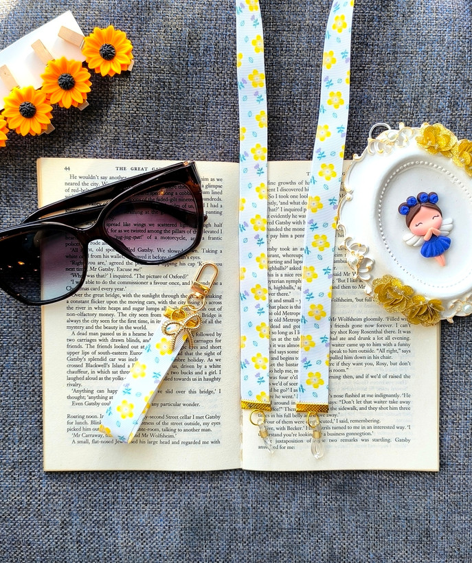 ست فانتزی بند عینک و جاسوییچی و جاکلیدی زنانه و دخترانه مناسب هدیه دادن