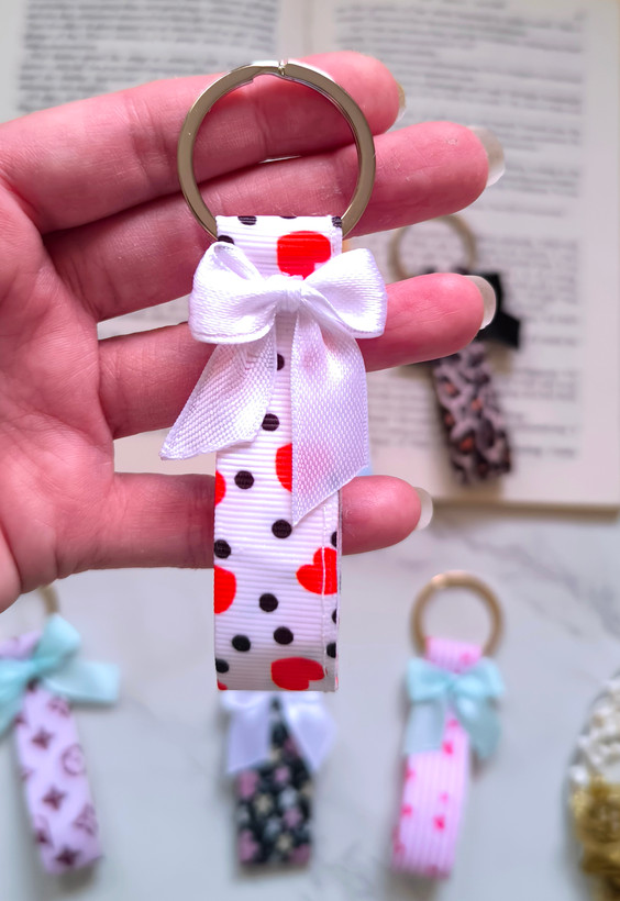 جاسوئیچی و جاکلیدی فانتزی و خاص زنانه و دخترانه مناسب هدیه دادن