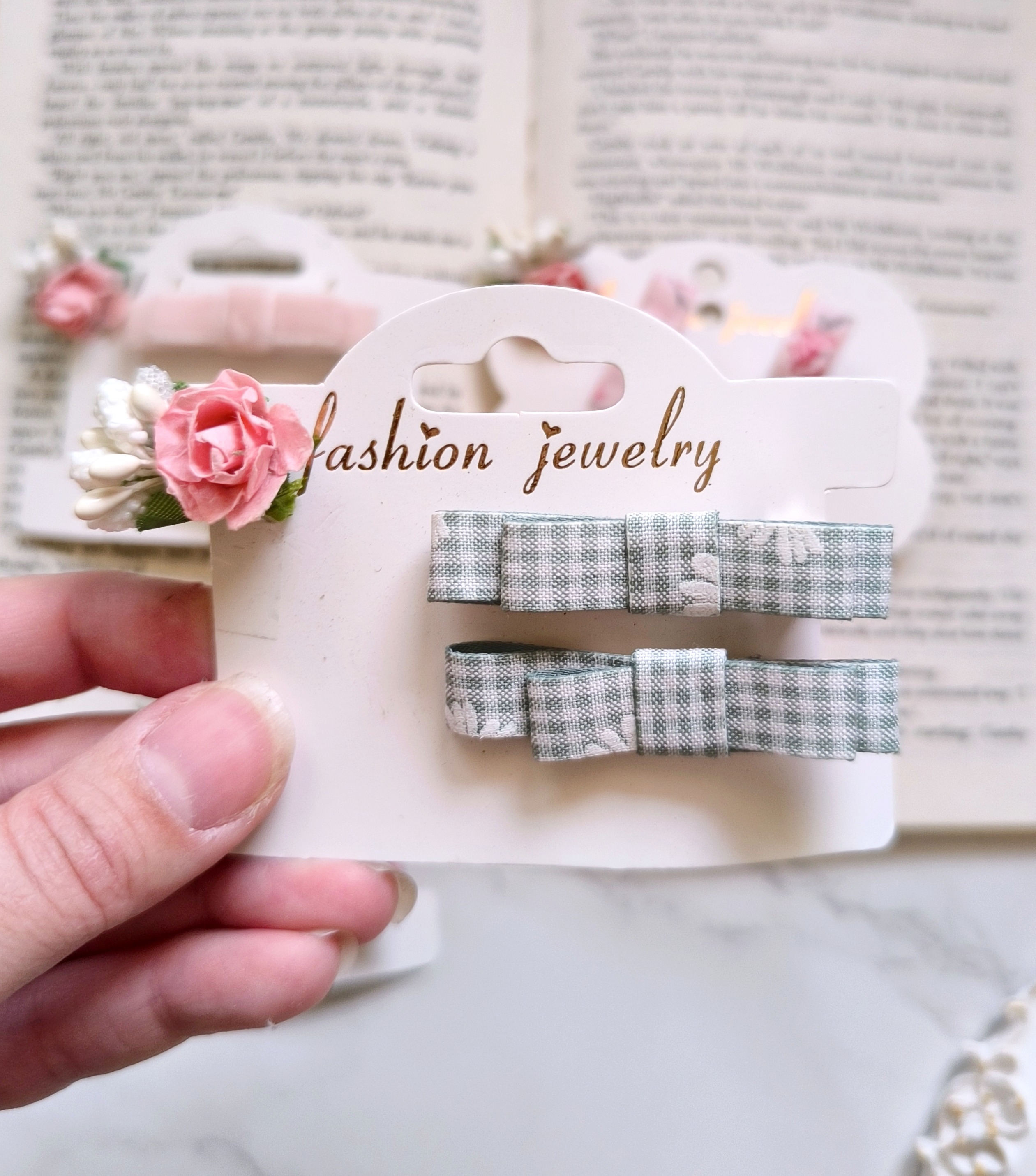 سنجاق سر انبری فانتزی و جذاب زنانه و دخترانه مناسب هدیه دادن..