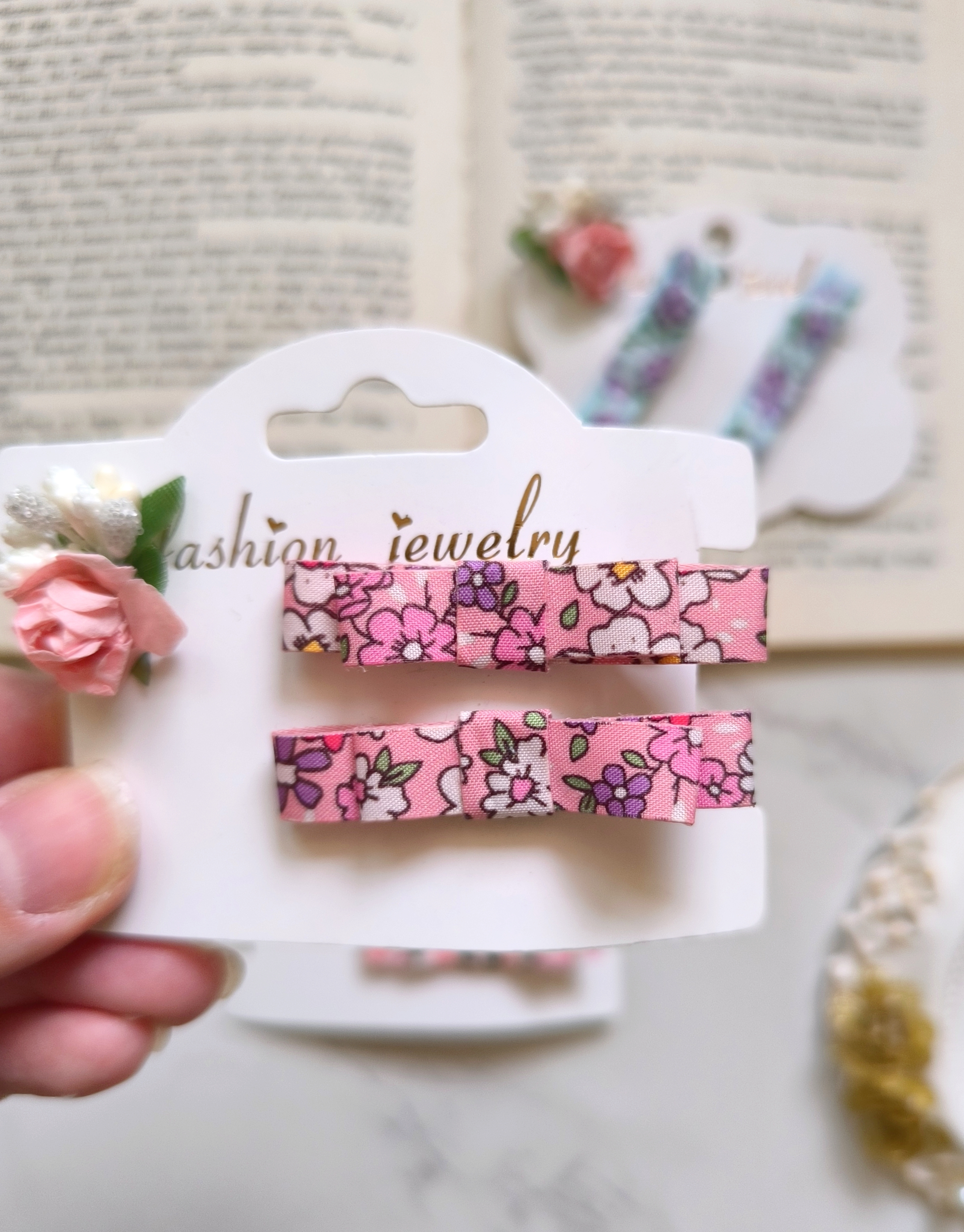 سنجاق سر انبری فانتزی و جذاب زنانه و دخترانه مناسب هدیه دادن....