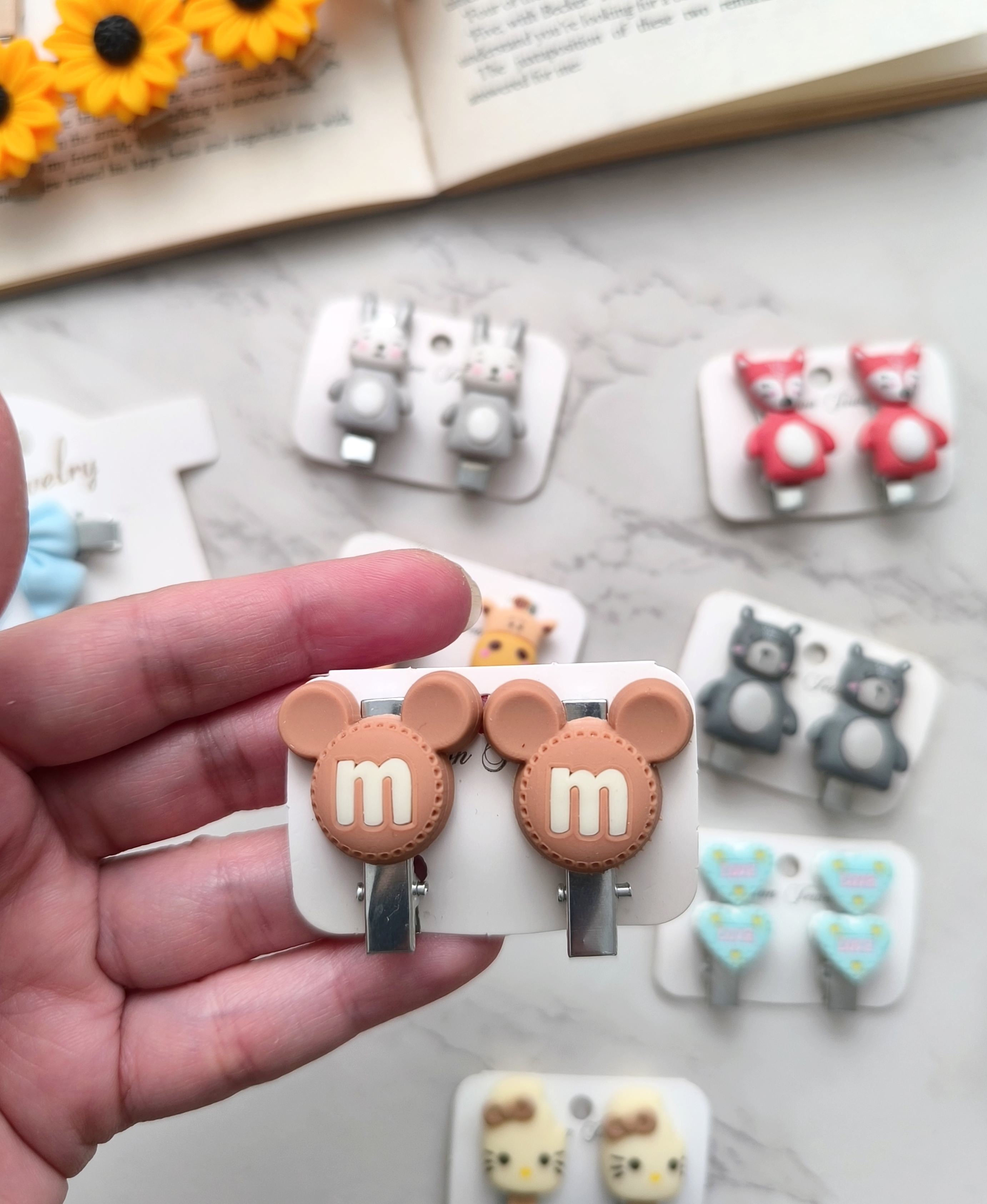 سنجاق سر انبری فانتزی و جذاب زنانه و دخترانه مناسب هدیه دادن.....