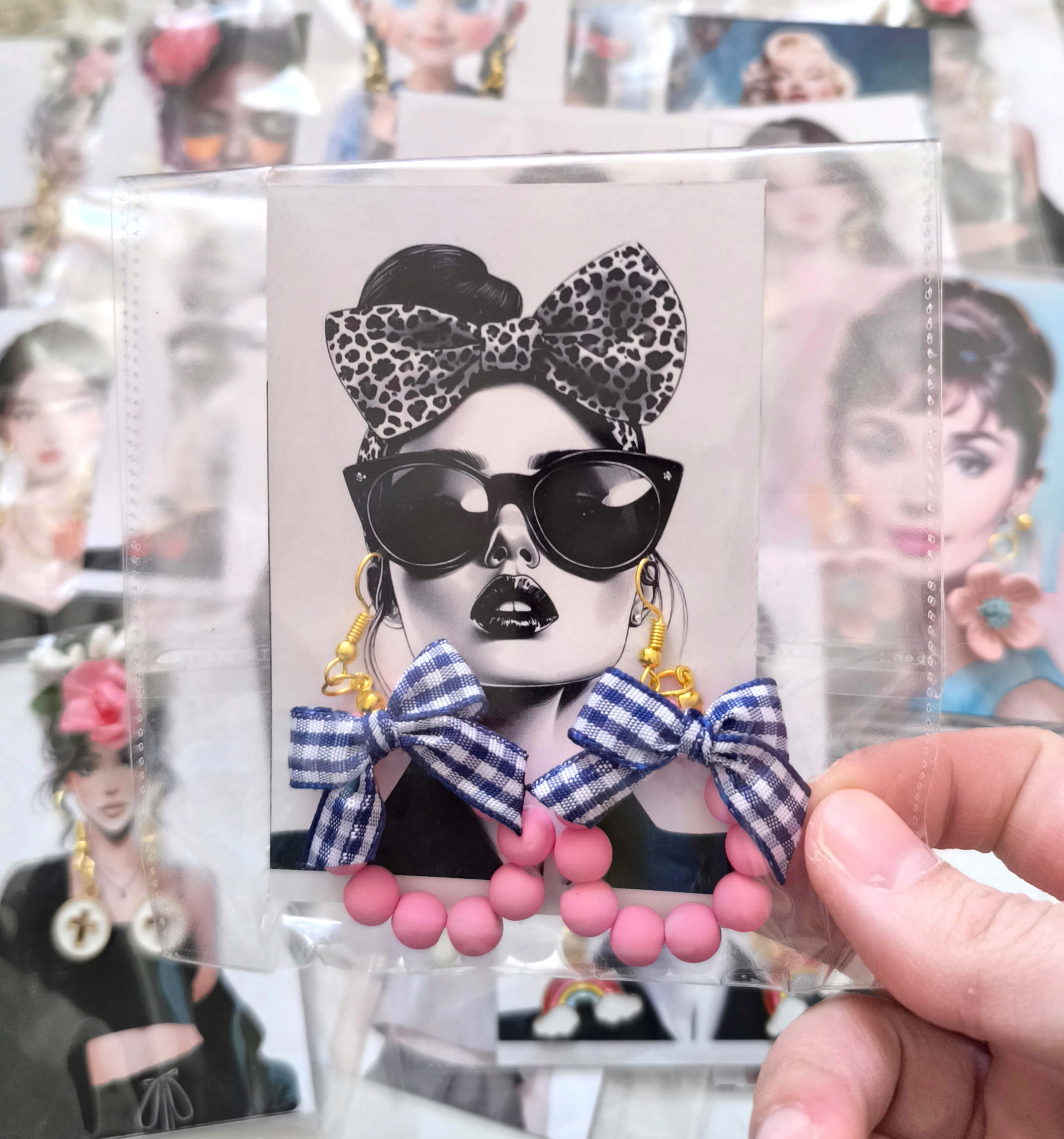 گوشواره فانتزی و جذاب زنانه و دخترانه مناسب هدیه دادن