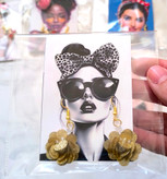 گوشواره فانتزی و جذاب زنانه و دخترانه مناسب هدیه دادن ....