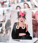 گوشواره فانتزی و جذاب زنانه و دخترانه مناسب هدیه دادن..