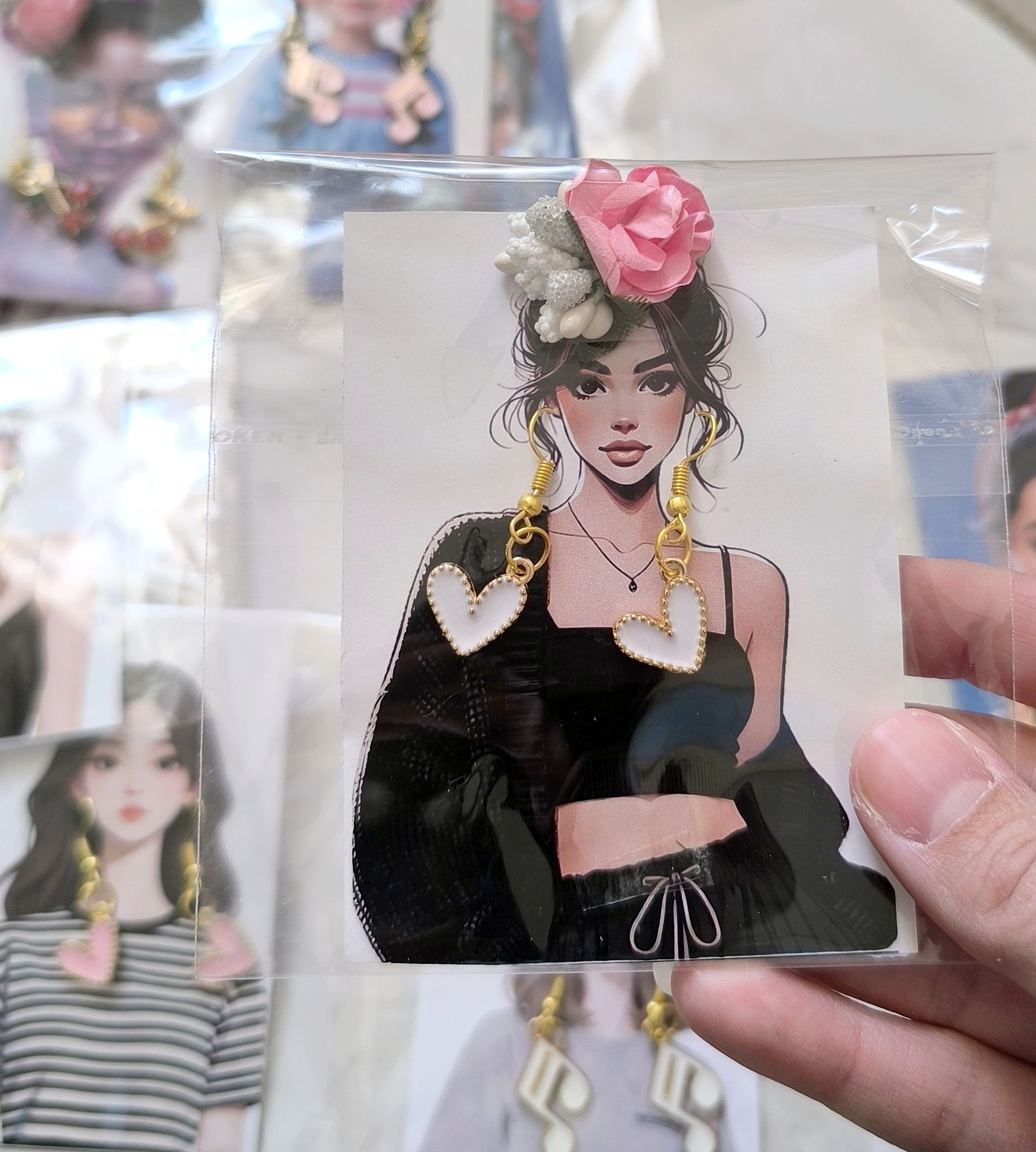 گوشواره فانتزی و جذاب زنانه و دخترانه مناسب هدیه دادن . . . .