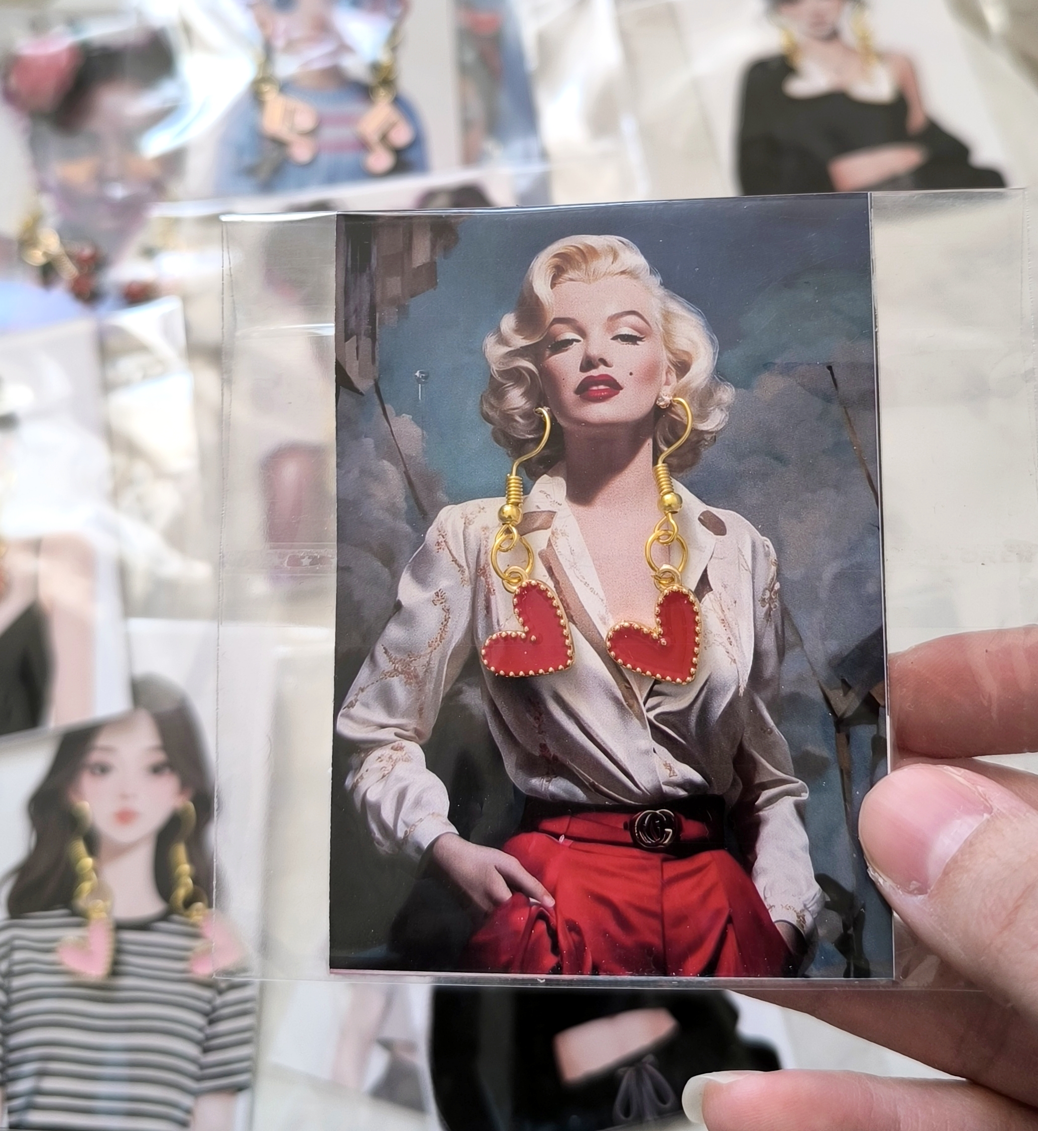 گوشواره فانتزی و جذاب زنانه و دخترانه مناسب هدیه دادن .....